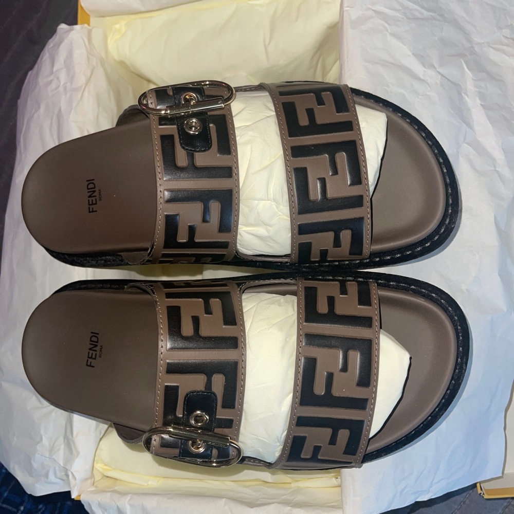 Fendi signature multicolor leather slides